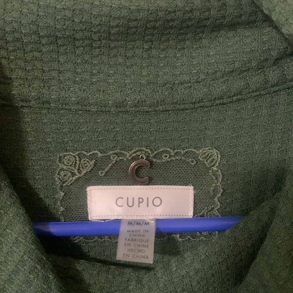 Cupio oversized ribbed drk green mock/cowl neck lightweight sweater size md EUC - Picture 2 of 5